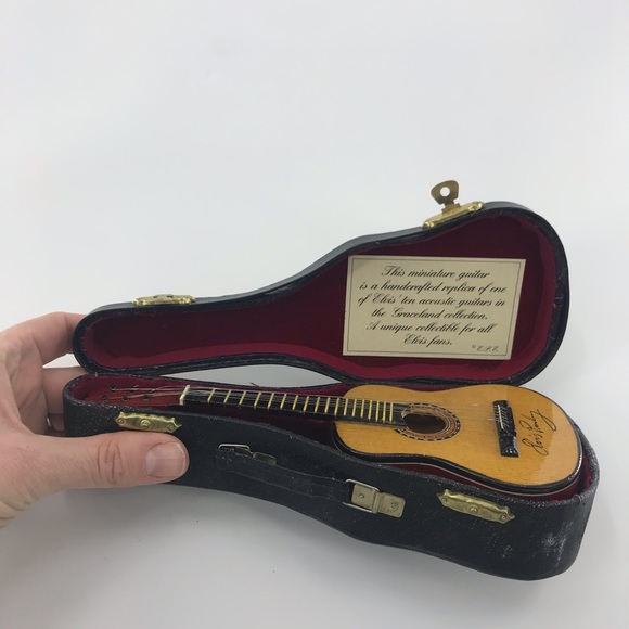 Vintage Graceland Elvis Mini Guitar Replica - Picture 3 of 8